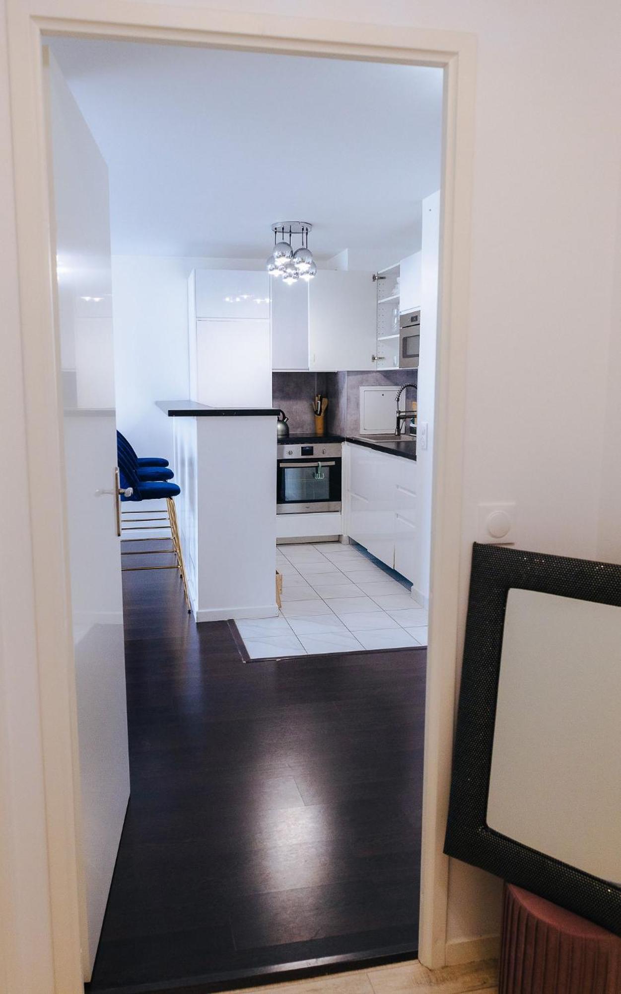 Appartement Luxueux, Neuf & Equipe A Versailles, Saint-Cyr-lʼÉcole エクステリア 写真