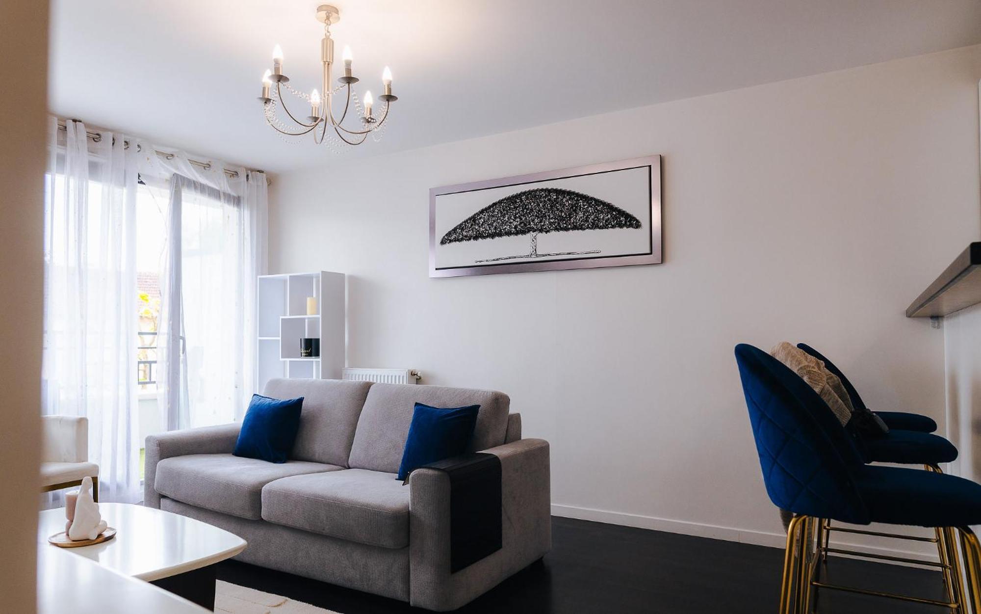 Appartement Luxueux, Neuf & Equipe A Versailles, Saint-Cyr-lʼÉcole エクステリア 写真